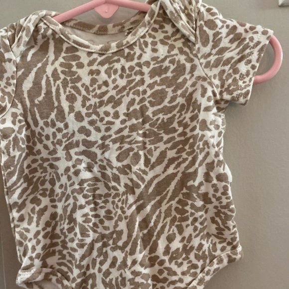 Jessica Simpson-2, Carters-1 bundle Bodysuit - Picture 1 of 6